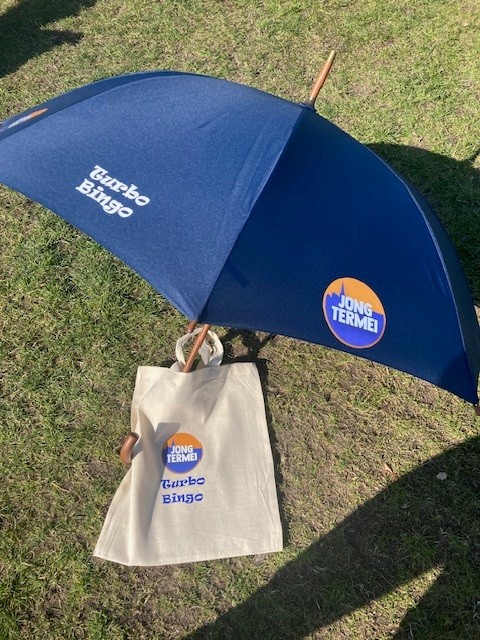 Paraplu en tas met evenementlogo